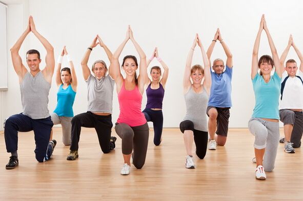 A kezdőknek szóló klasszikus jógát csoportos órákon lehet a legjobban elsajátítani